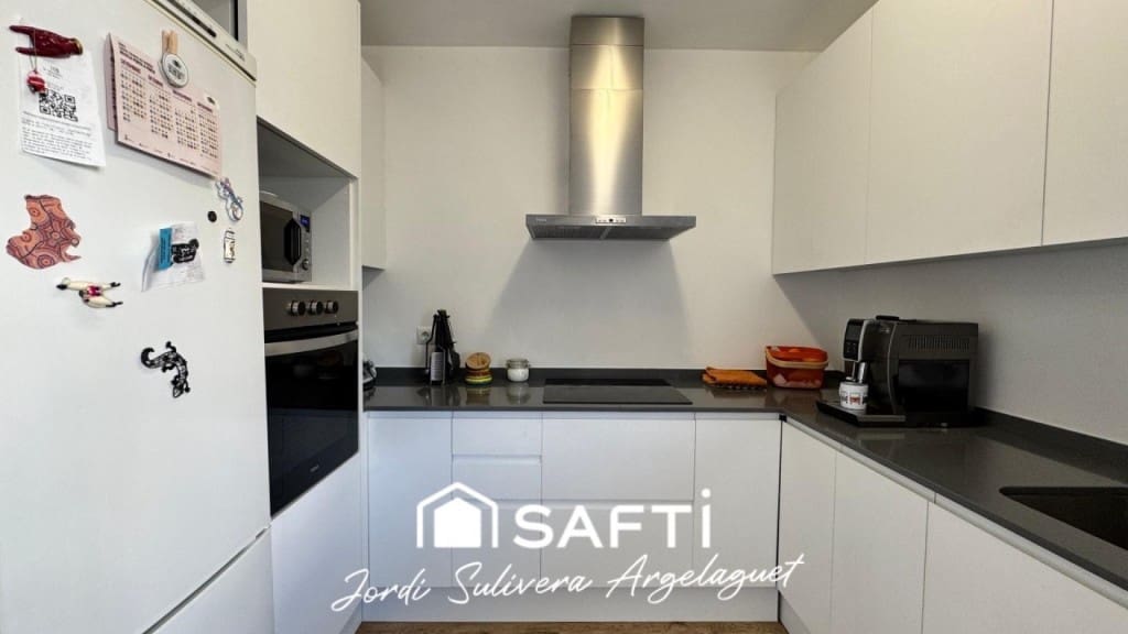 4 soverom Rekkehus til salgs i Santa Coloma de Farners - € 410 000 (Ref: 9472803)