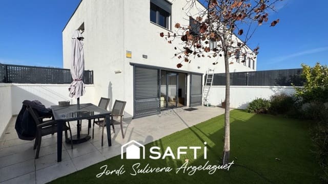 4 bedroom Terraced Villa for sale in Santa Coloma de Farners - € 410,000 (Ref: 9472803)