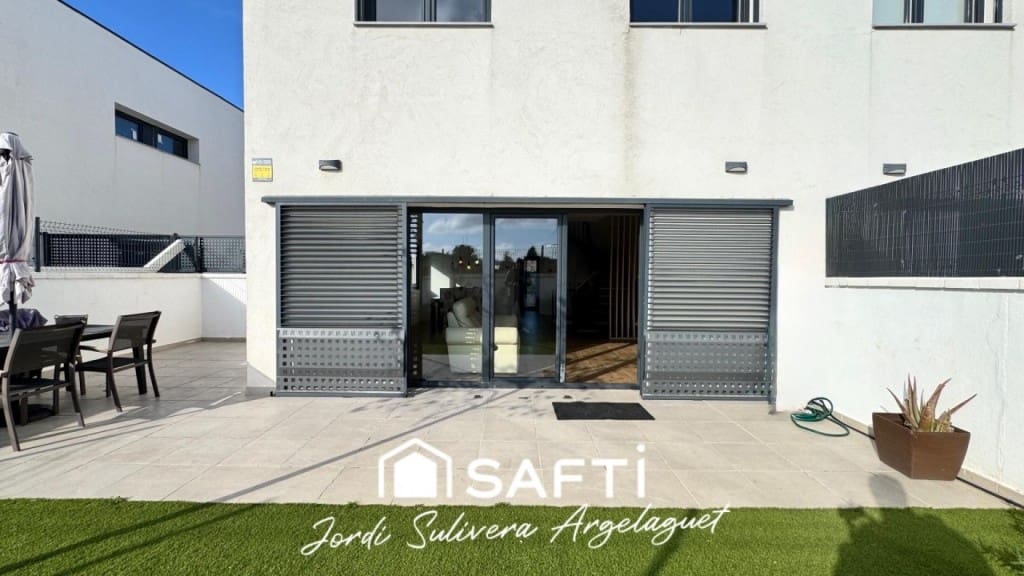 4 soverom Rekkehus til salgs i Santa Coloma de Farners - € 410 000 (Ref: 9472803)