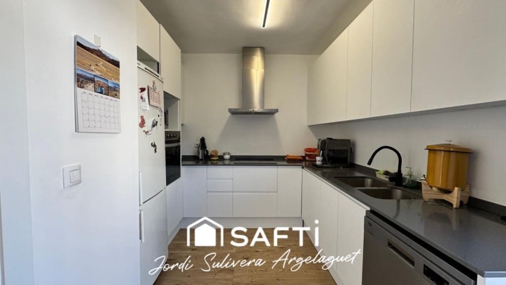 4 soverom Rekkehus til salgs i Santa Coloma de Farners - € 410 000 (Ref: 9472803)