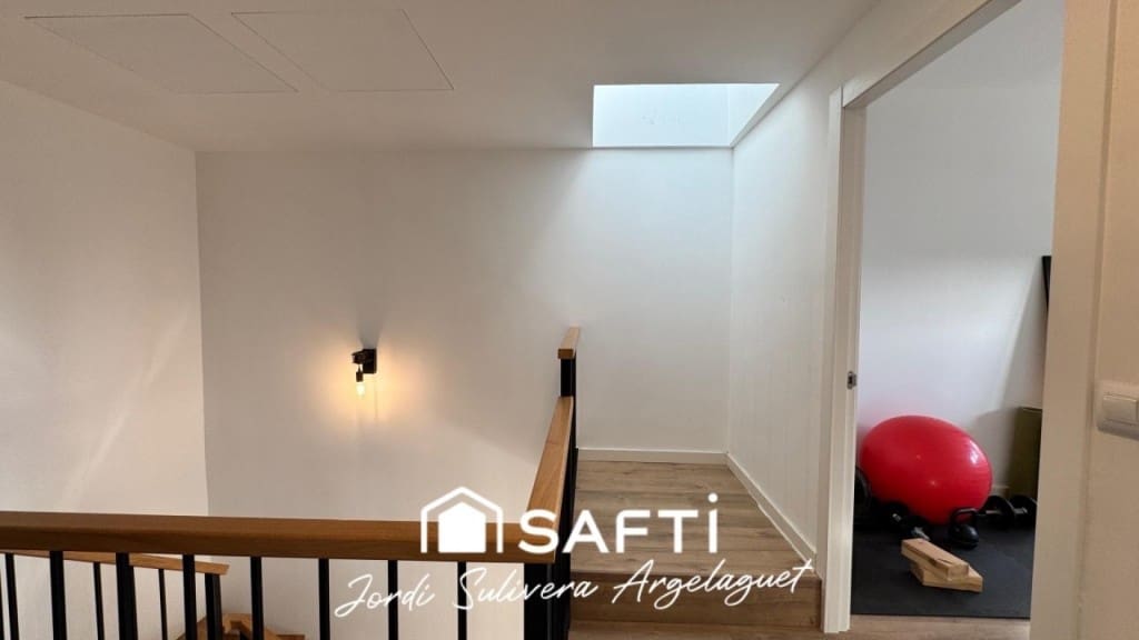 4 soverom Rekkehus til salgs i Santa Coloma de Farners - € 410 000 (Ref: 9472803)