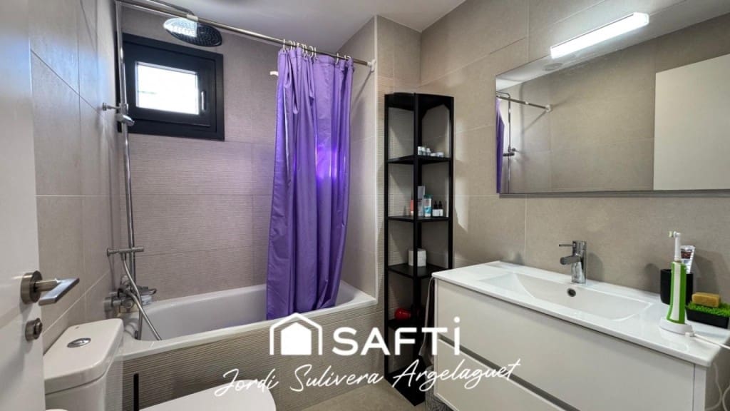 4 soverom Rekkehus til salgs i Santa Coloma de Farners - € 410 000 (Ref: 9472803)