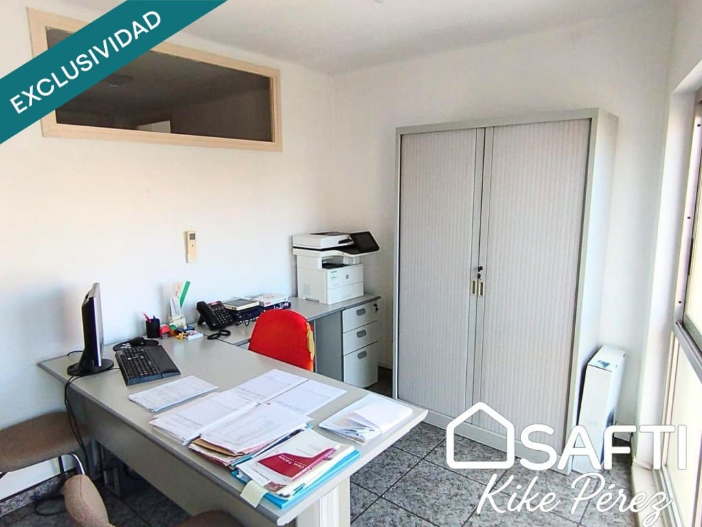 Office for sale in Terrassa - € 199,500 (Ref: 9472804)