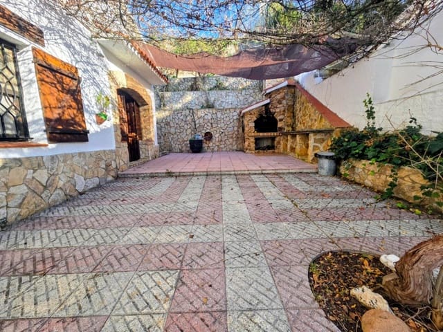 3 quarto Moradia para venda em Palafolls com piscina garagem - 450 000 € (Ref: 9472805)