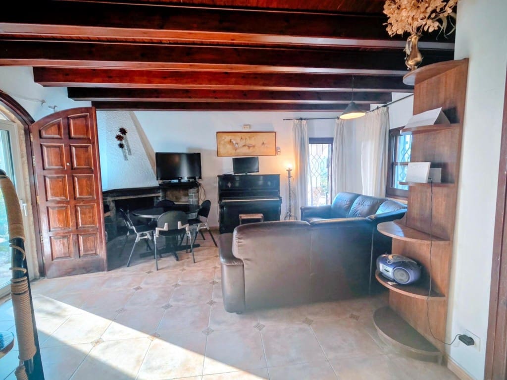 3 quarto Moradia para venda em Palafolls com piscina garagem - 450 000 € (Ref: 9472805)