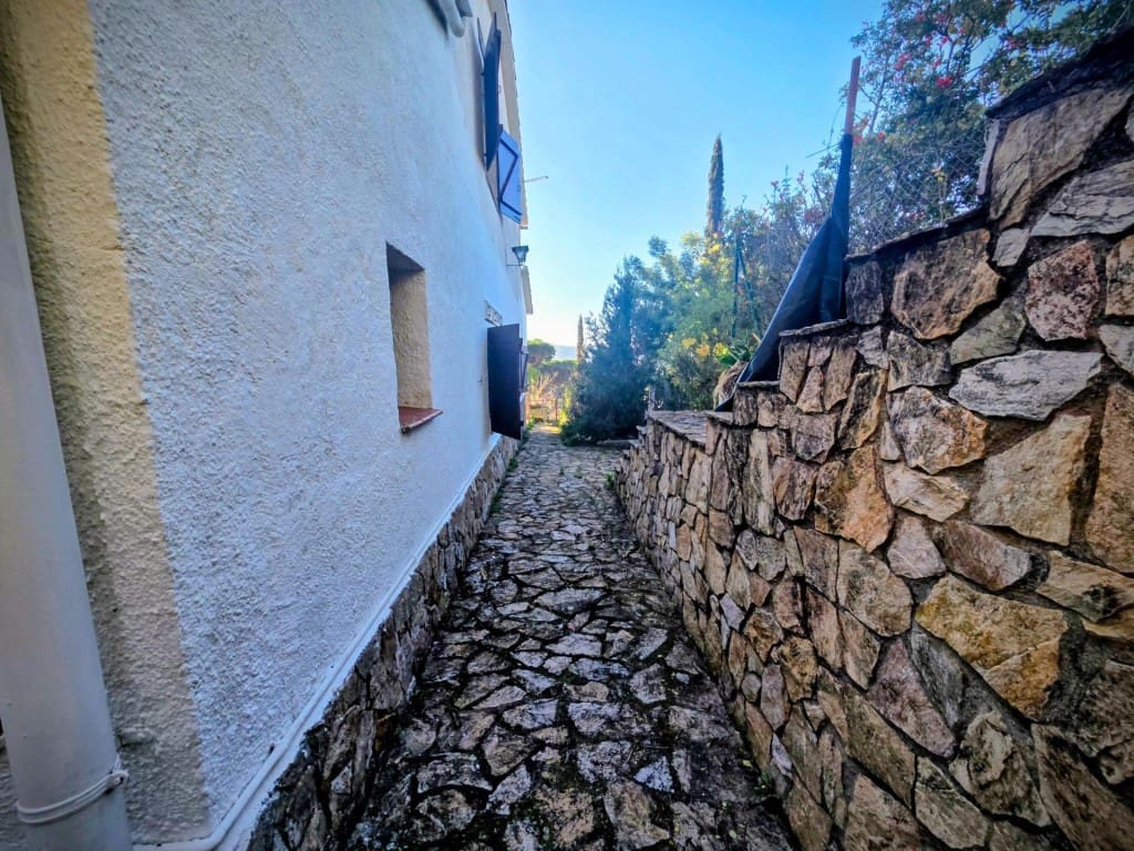 3 quarto Moradia para venda em Palafolls com piscina garagem - 450 000 € (Ref: 9472805)