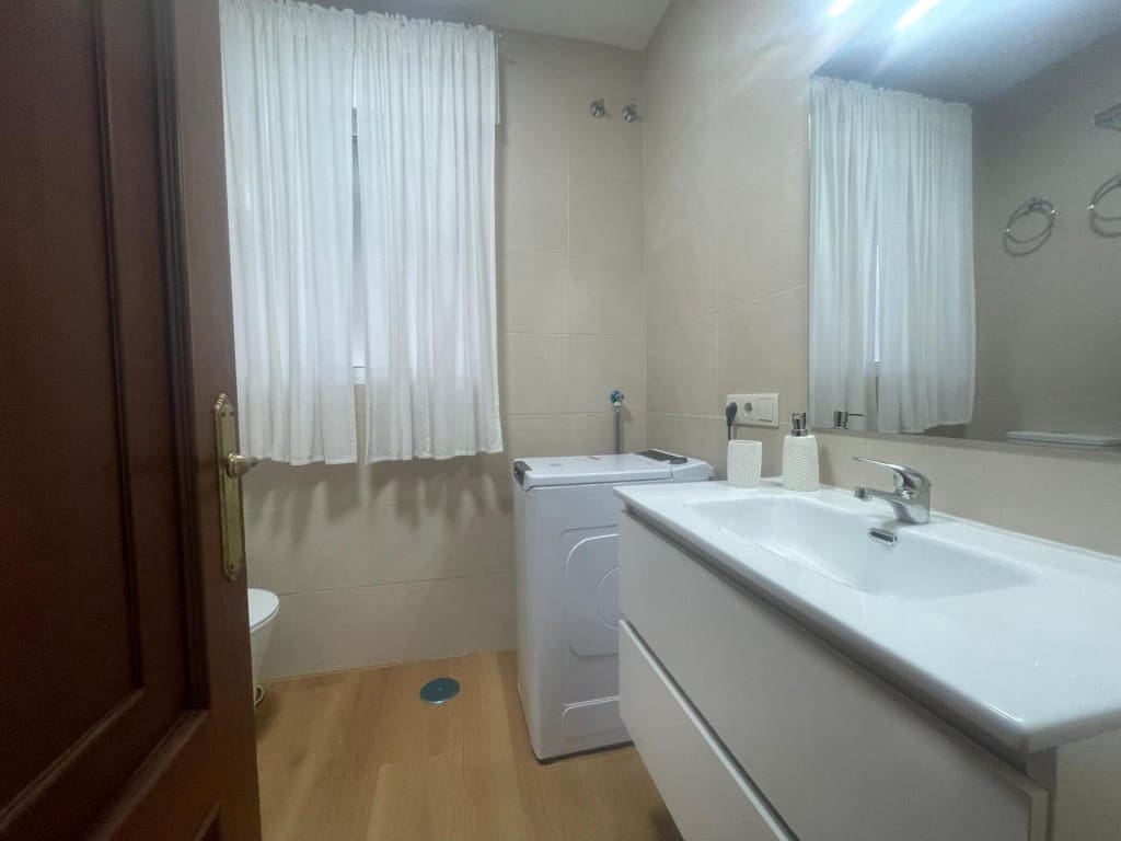 2 sovrum Lägenhet till salu i Poio med garage - 157 000 € (Ref: 9472806)