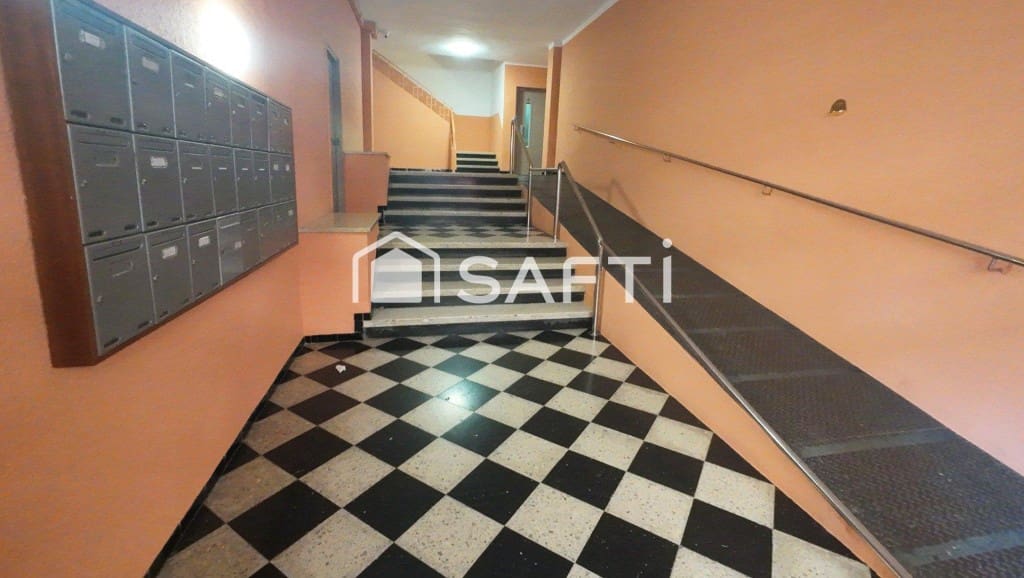 3 sypialnia Apartament na sprzedaż w Figueres - 159 000 € (Ref: 9472807)