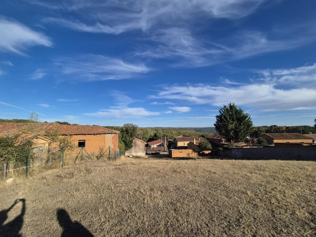 3 sypialnia Finka/Dom wiejski na sprzedaż w Garrafe de Torio - 75 000 € (Ref: 9472808)