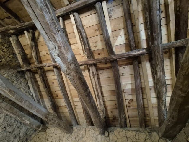 3 makuuhuone Maalaistalo myytävänä paikassa Garrafe de Torío - 75 000 € (Ref: 9472808)