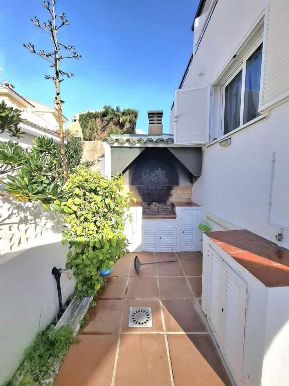 4 quarto Moradia para venda em Oropesa  - 520 000 € (Ref: 9472810)