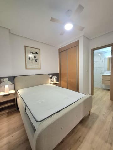 Apartamento de 2 habitaciones en Oropesa  en venta con piscina - 215.000 € (Ref: 9472811)