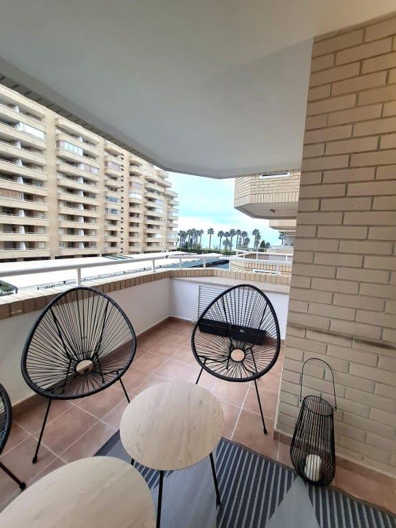 Apartamento de 2 habitaciones en Oropesa  en venta con piscina - 215.000 € (Ref: 9472811)