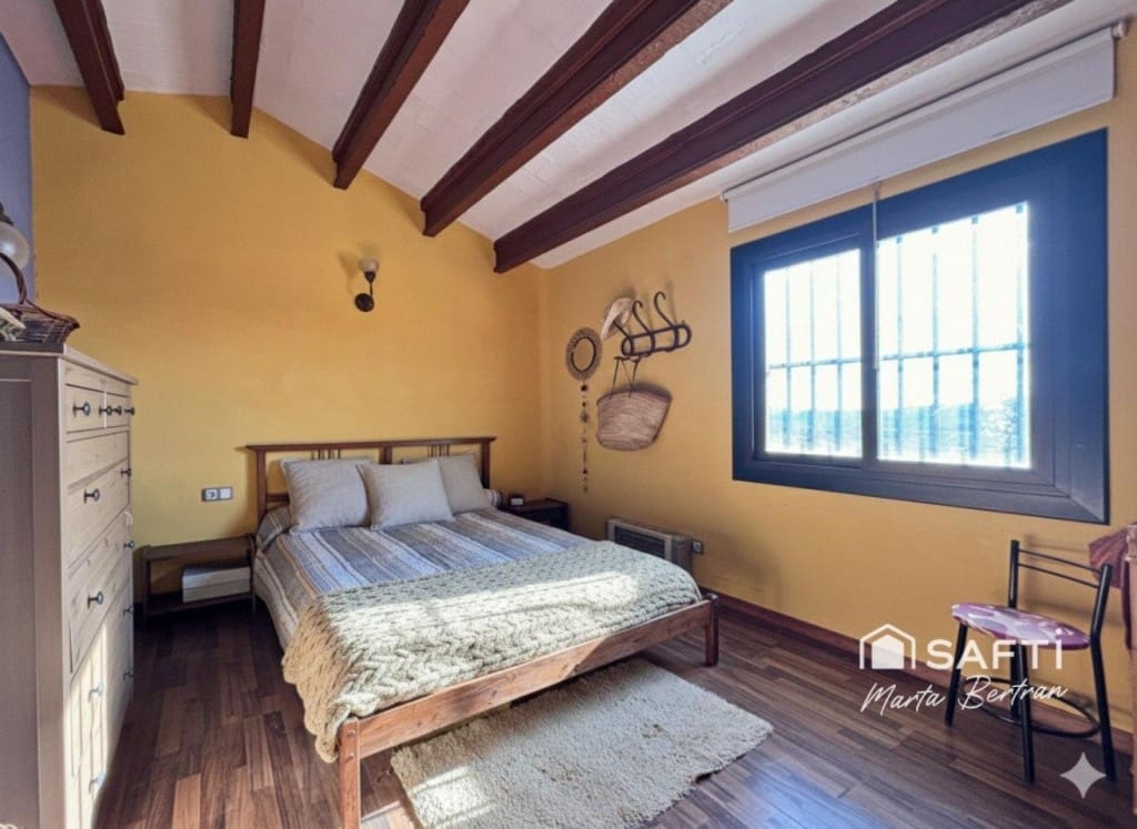 10 slaapkamer Finca/Landhuis te koop in Piera met zwembad - € 1.250.000 (Ref: 9472812)