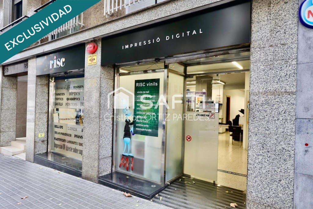 Local Commercial à vendre à Barcelone ville - 140 000 € (Ref: 9474049)