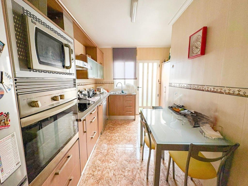 4 camera da letto Villa in vendita in Molina de Segura con garage - 240.000 € (Rif: 9474050)