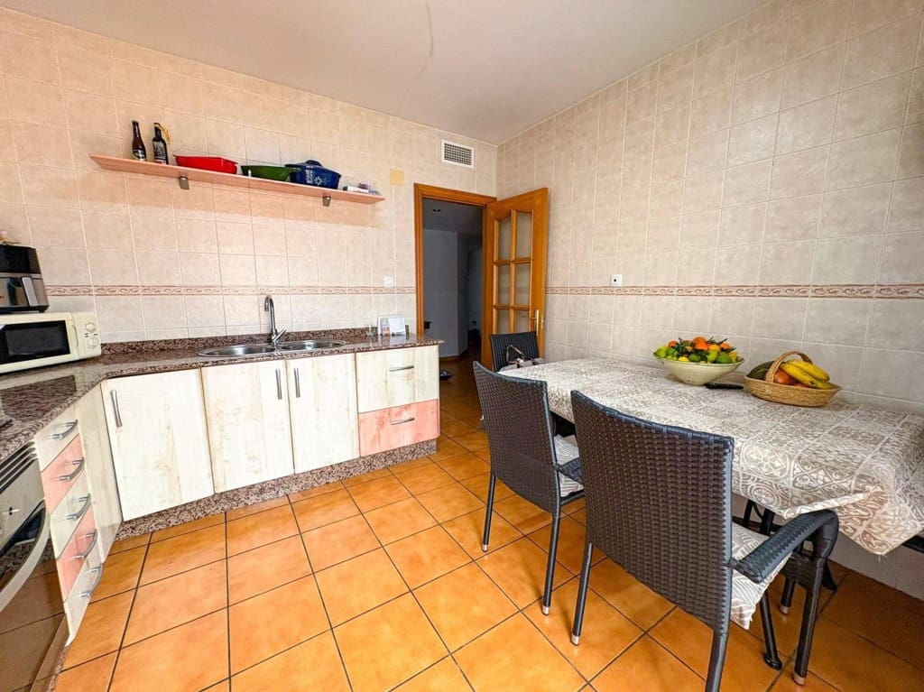 4 sypialnia Dom szeregowy na sprzedaż w Molina de Segura z garażem - 249 000 € (Ref: 9474051)