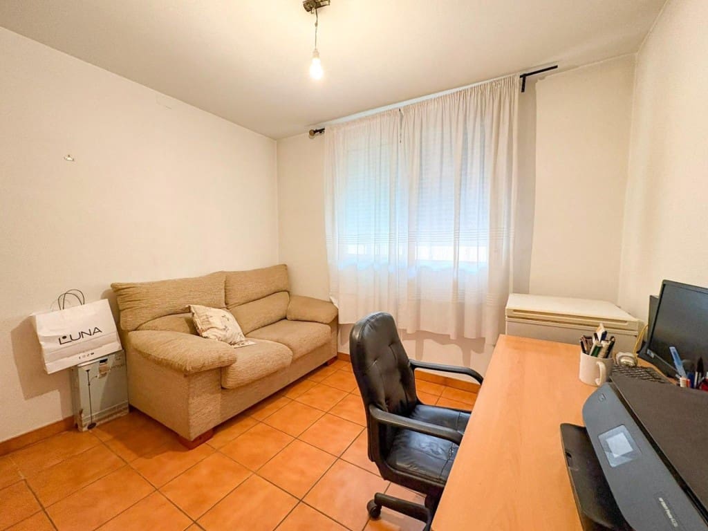 4 sypialnia Dom szeregowy na sprzedaż w Molina de Segura z garażem - 249 000 € (Ref: 9474051)