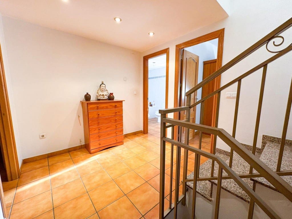 4 sypialnia Dom szeregowy na sprzedaż w Molina de Segura z garażem - 249 000 € (Ref: 9474051)