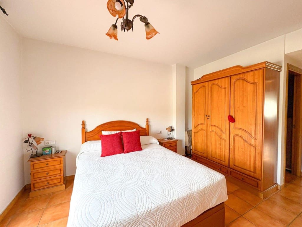 4 sypialnia Dom szeregowy na sprzedaż w Molina de Segura z garażem - 249 000 € (Ref: 9474051)