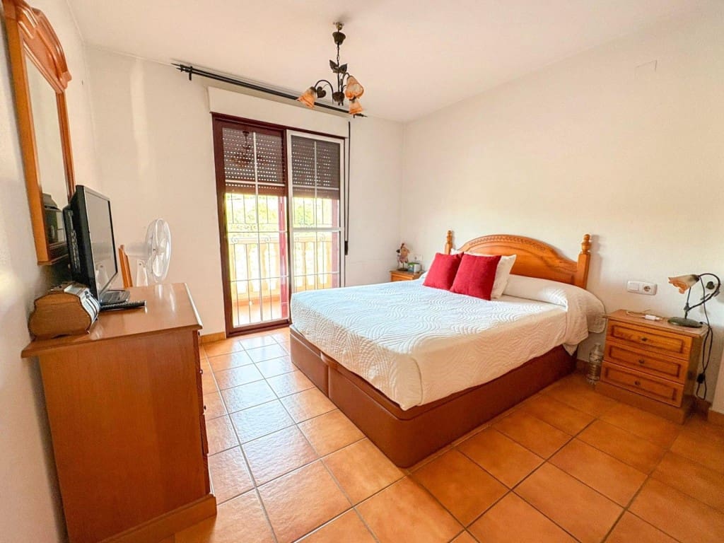 4 sypialnia Dom szeregowy na sprzedaż w Molina de Segura z garażem - 249 000 € (Ref: 9474051)