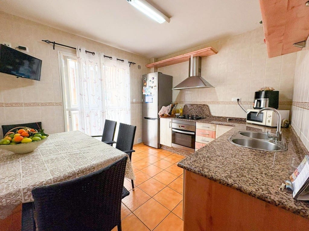 4 sypialnia Dom szeregowy na sprzedaż w Molina de Segura z garażem - 249 000 € (Ref: 9474051)