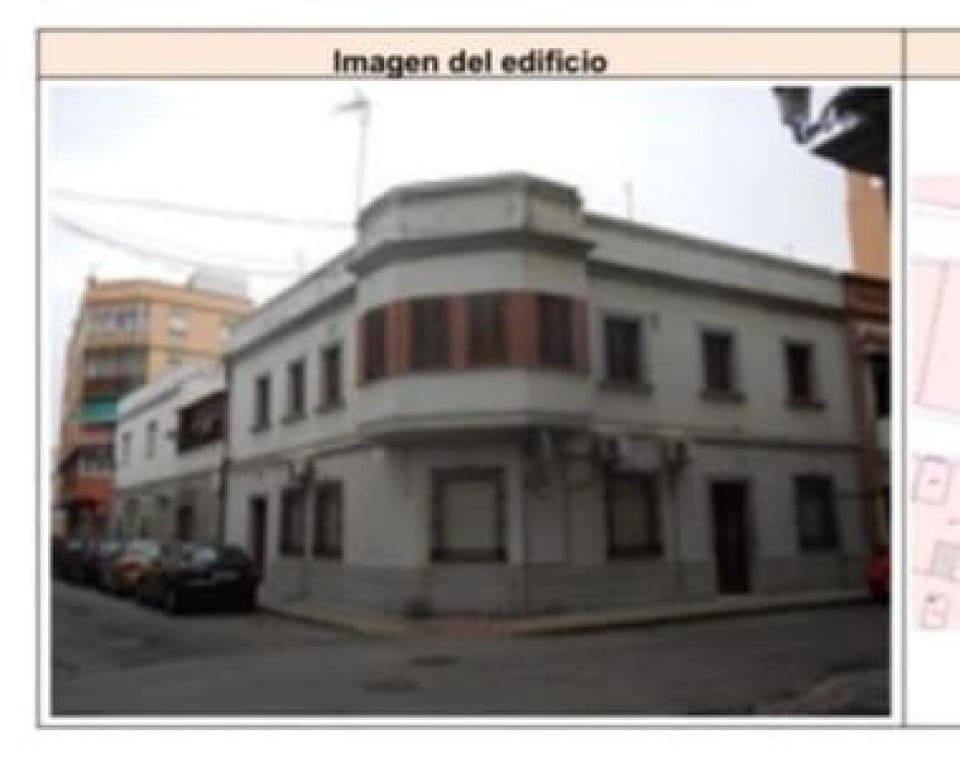 Adosado de 3 habitaciones en La Línea de la Concepción en venta - 371.175 € (Ref: 9474054)