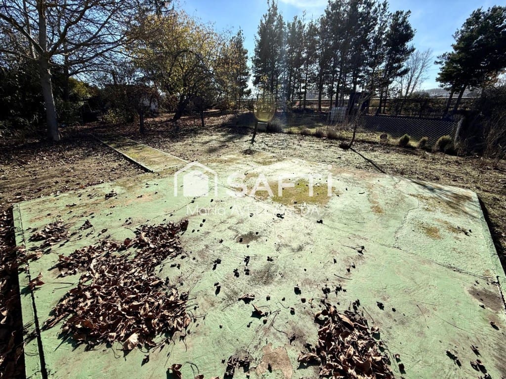 Działka budowlana na sprzedaż w Valencia de Don Juan - 35 000 € (Ref: 9474748)