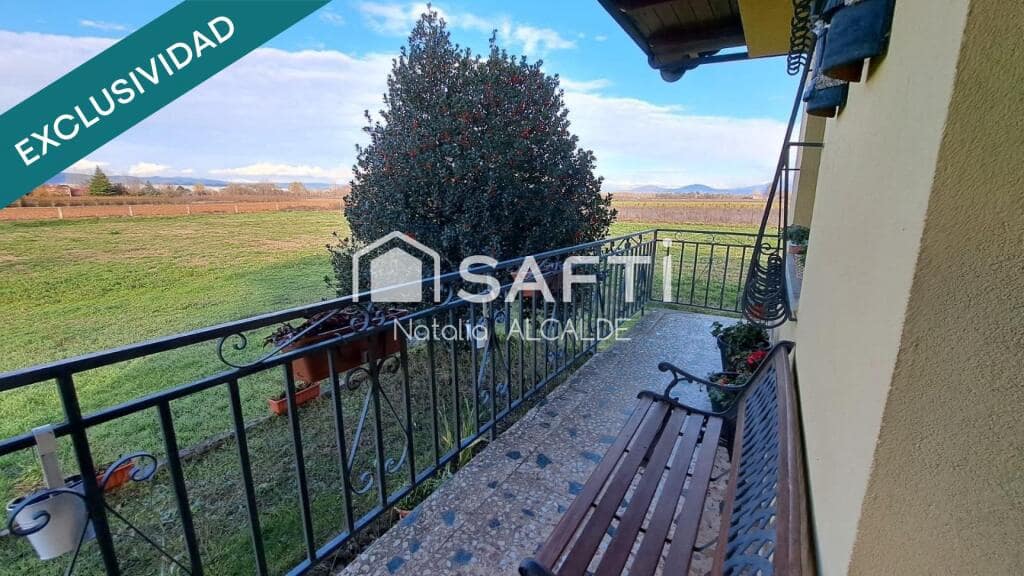 6 sovrum Villa till salu i Carracedelo - 285 000 € (Ref: 9474749)