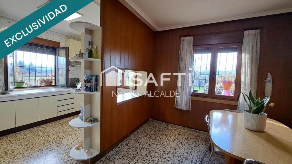 6 sovrum Villa till salu i Carracedelo - 285 000 € (Ref: 9474749)