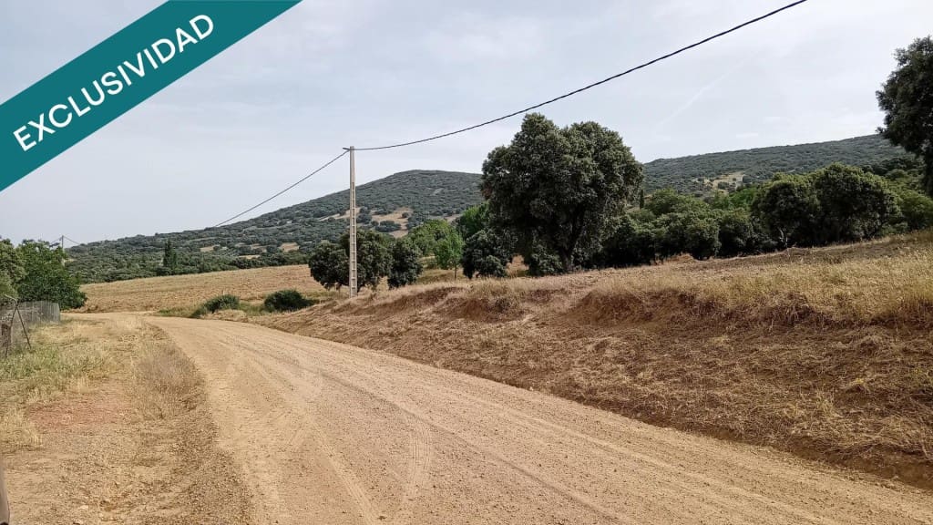 Terreno Non Edificato in vendita in Los Navalucillos - 100.000 € (Rif: 9474750)