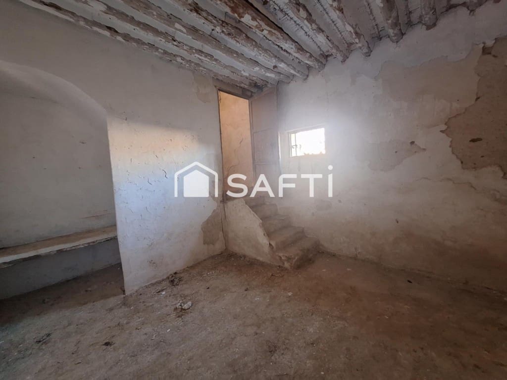 5 makuuhuone Maalaistalo myytävänä paikassa Turre - 53 000 € (Ref: 9476004)