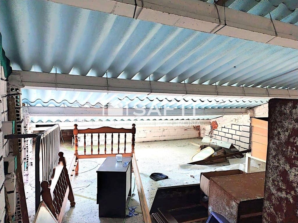 4 slaapkamer Villa te koop in Santiago de Compostela met garage - € 330.000 (Ref: 9481111)