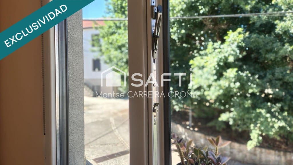 4 bedroom Villa for sale in Santiago de Compostela - € 320,000 (Ref: 9481114)