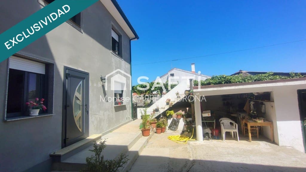 4 bedroom Villa for sale in Santiago de Compostela - € 320,000 (Ref: 9481114)