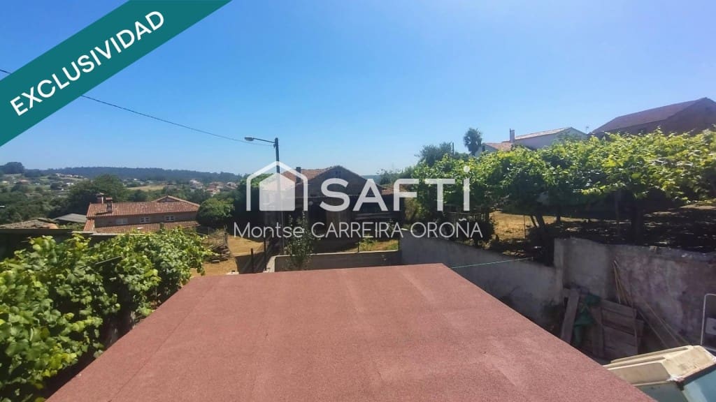 4 bedroom Villa for sale in Santiago de Compostela - € 320,000 (Ref: 9481114)