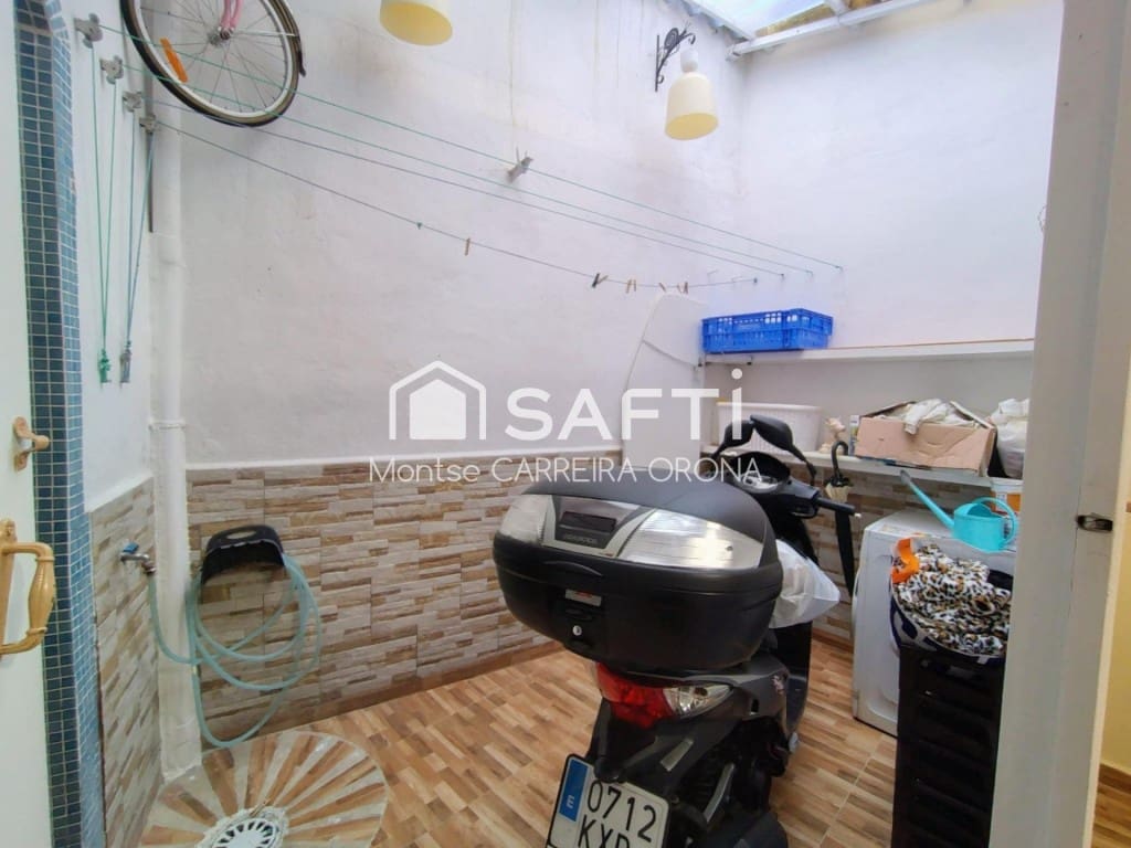 Kantoor te koop in Santiago de Compostela - € 400.000 (Ref: 9481116)