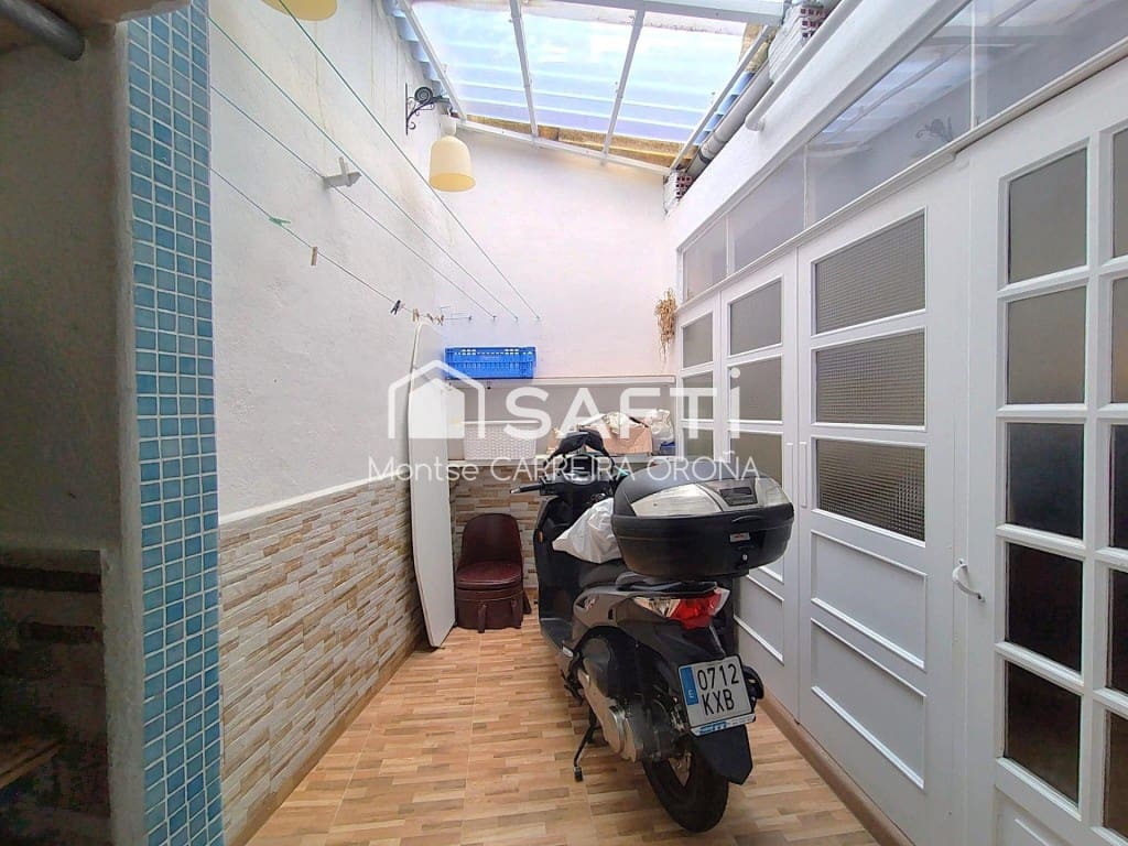 Kantoor te koop in Santiago de Compostela - € 400.000 (Ref: 9481116)