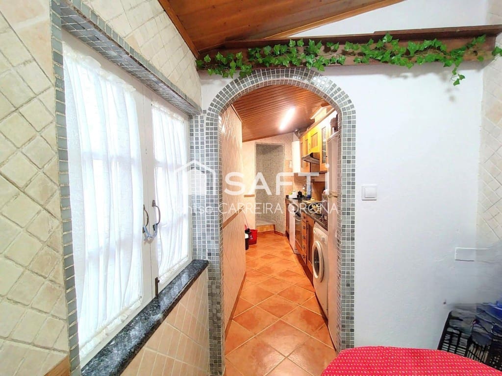 Kantoor te koop in Santiago de Compostela - € 400.000 (Ref: 9481116)