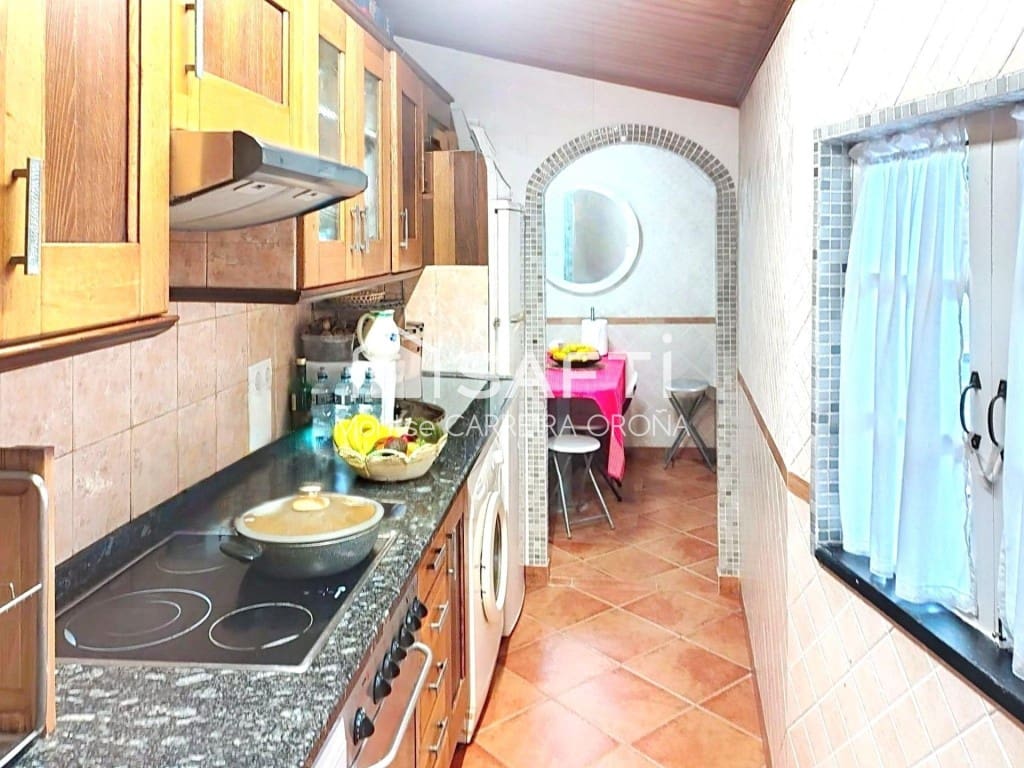 Kantoor te koop in Santiago de Compostela - € 400.000 (Ref: 9481116)