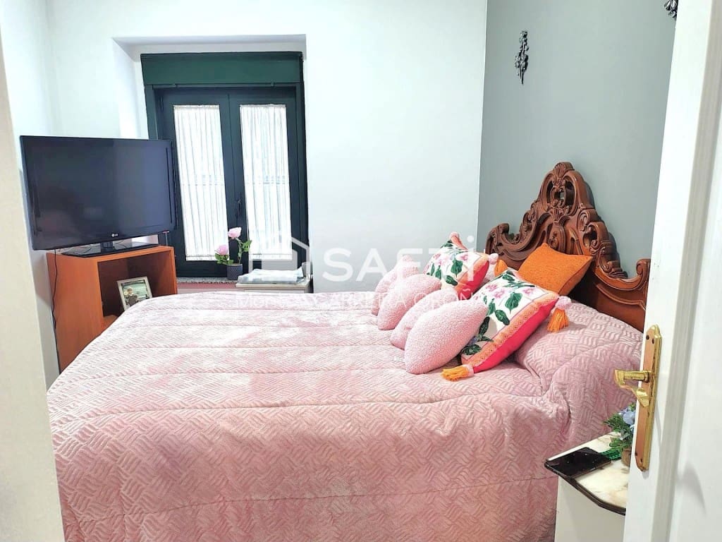 Kantoor te koop in Santiago de Compostela - € 400.000 (Ref: 9481116)