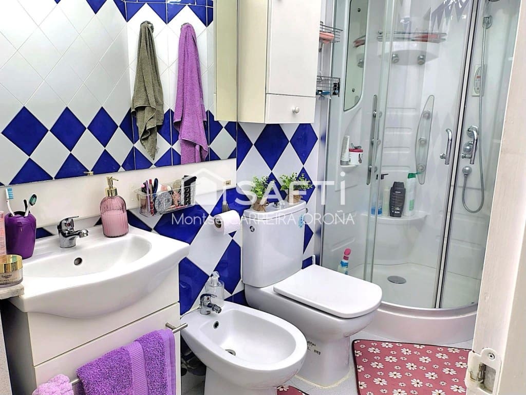 Kantoor te koop in Santiago de Compostela - € 400.000 (Ref: 9481116)