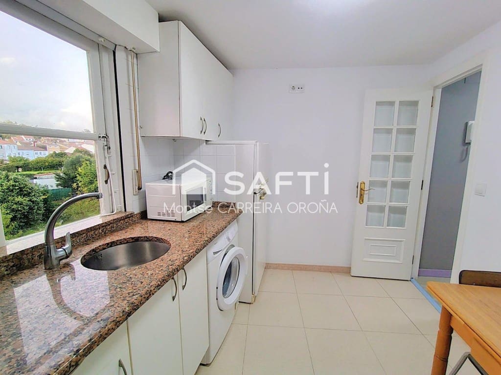 Kantoor te koop in Santiago de Compostela - € 400.000 (Ref: 9481116)