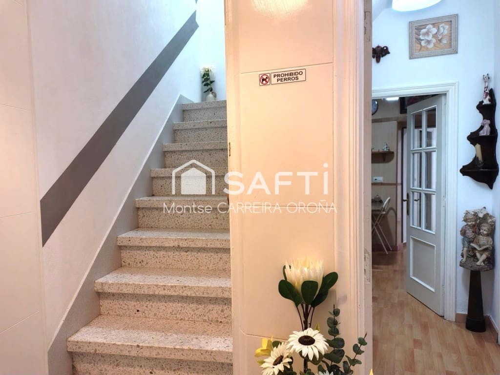 Kantoor te koop in Santiago de Compostela - € 400.000 (Ref: 9481116)