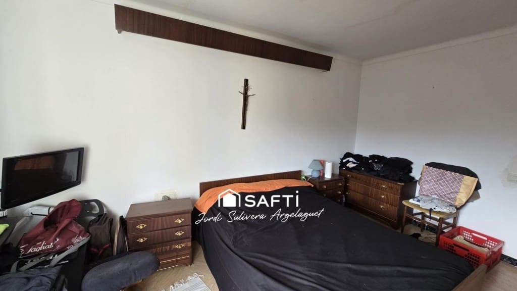 3 Zimmer Reihenhaus zu verkaufen in Girona Stadt mit Garage - 480.000 € (Ref: 9481121)