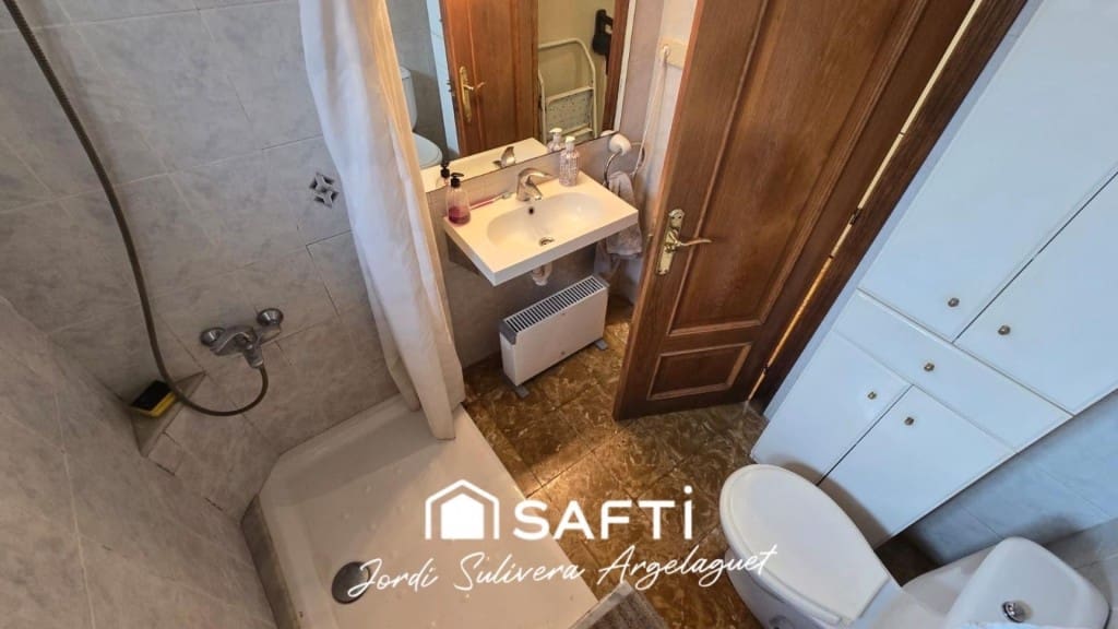 3 Zimmer Reihenhaus zu verkaufen in Girona Stadt mit Garage - 480.000 € (Ref: 9481121)