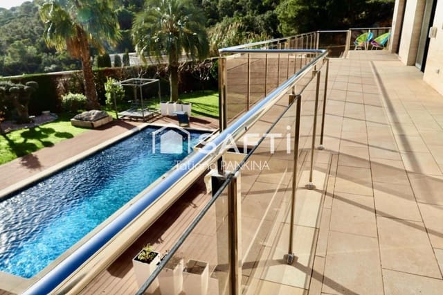 5 soverom Rekkehus til salgs i Tossa de Mar med svømmebasseng garasje - € 2 500 000 (Ref: 9481123)