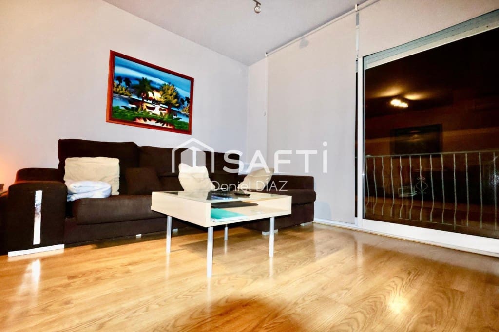 4 sypialnia Apartament na sprzedaż w Pineda de Mar z garażem - 240 000 € (Ref: 9481959)