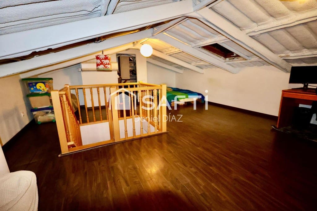 4 sypialnia Apartament na sprzedaż w Pineda de Mar z garażem - 240 000 € (Ref: 9481959)