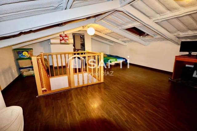 4 sypialnia Apartament na sprzedaż w Pineda de Mar z garażem - 240 000 € (Ref: 9481959)